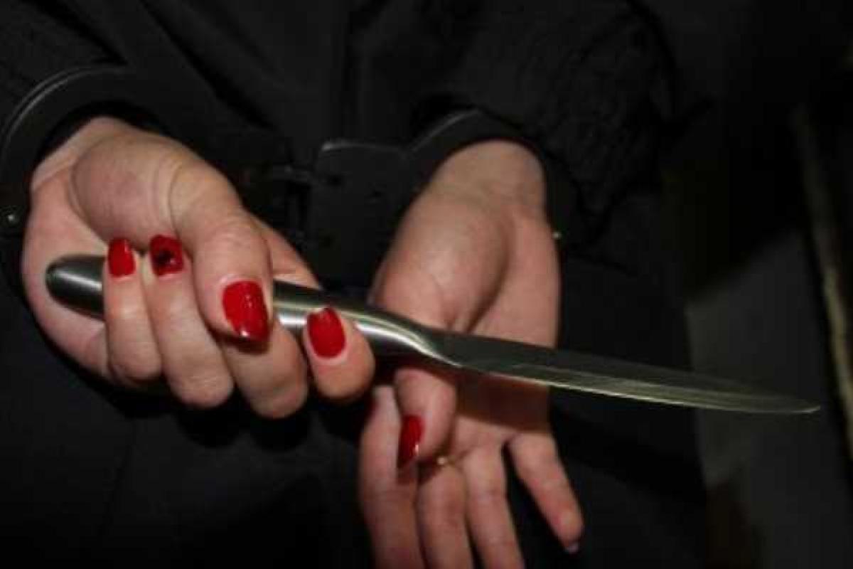 На Львовщине несовершеннолетняя ударила ножом 23-летнего парня На Львовщине несовершеннолетняя ударила ножом 23-летнего парня