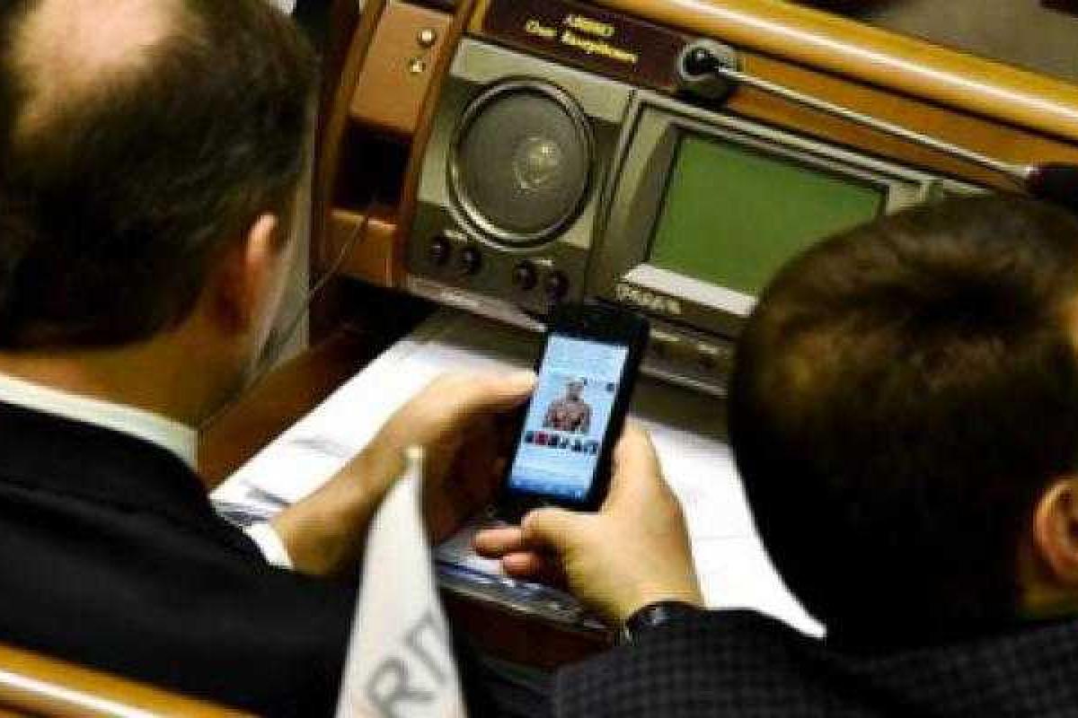 Порошенко решил поговорить с кукловодами Ляшко откровенно Порошенко решил поговорить с кукловодами Ляшко откровенно