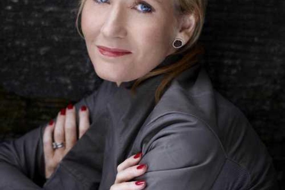 Джоан Роулинг принесла извинения за смерть Римуса Люпина