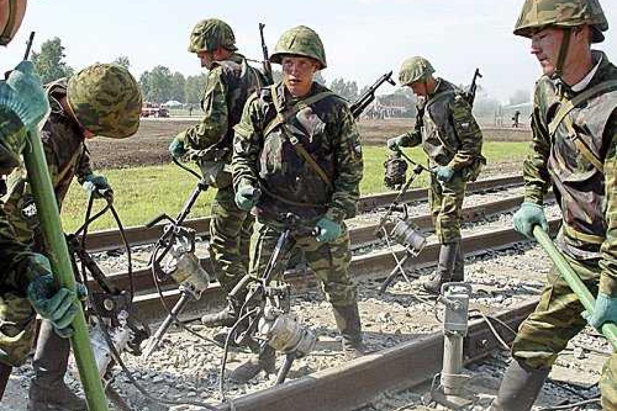 На строительстве дороги в обход Украины погиб российский военный 