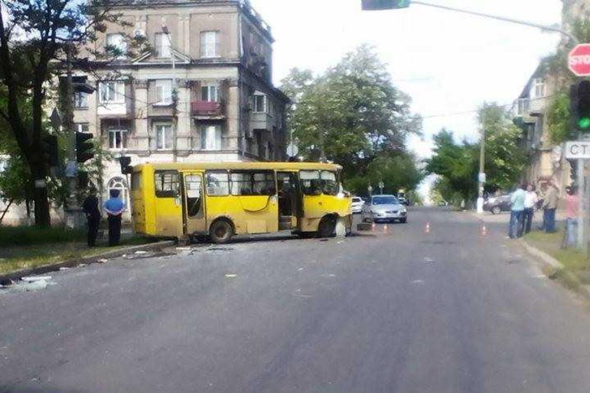 Стали известны новые подробности ДТП в Мариуполе Стали известны новые подробности ДТП в Мариуполе