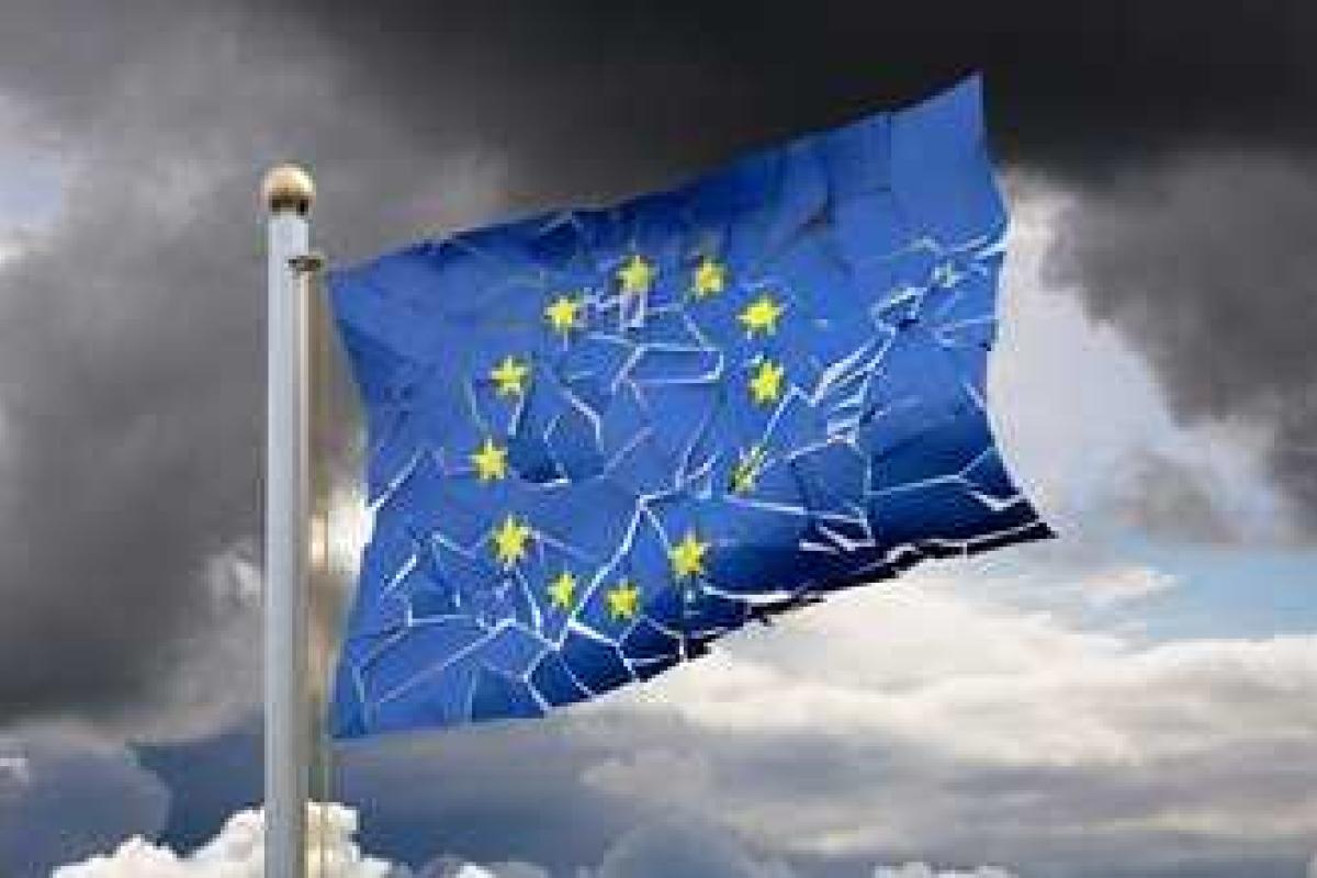 Европе грозит раскол: Франция может признать Крым частью России