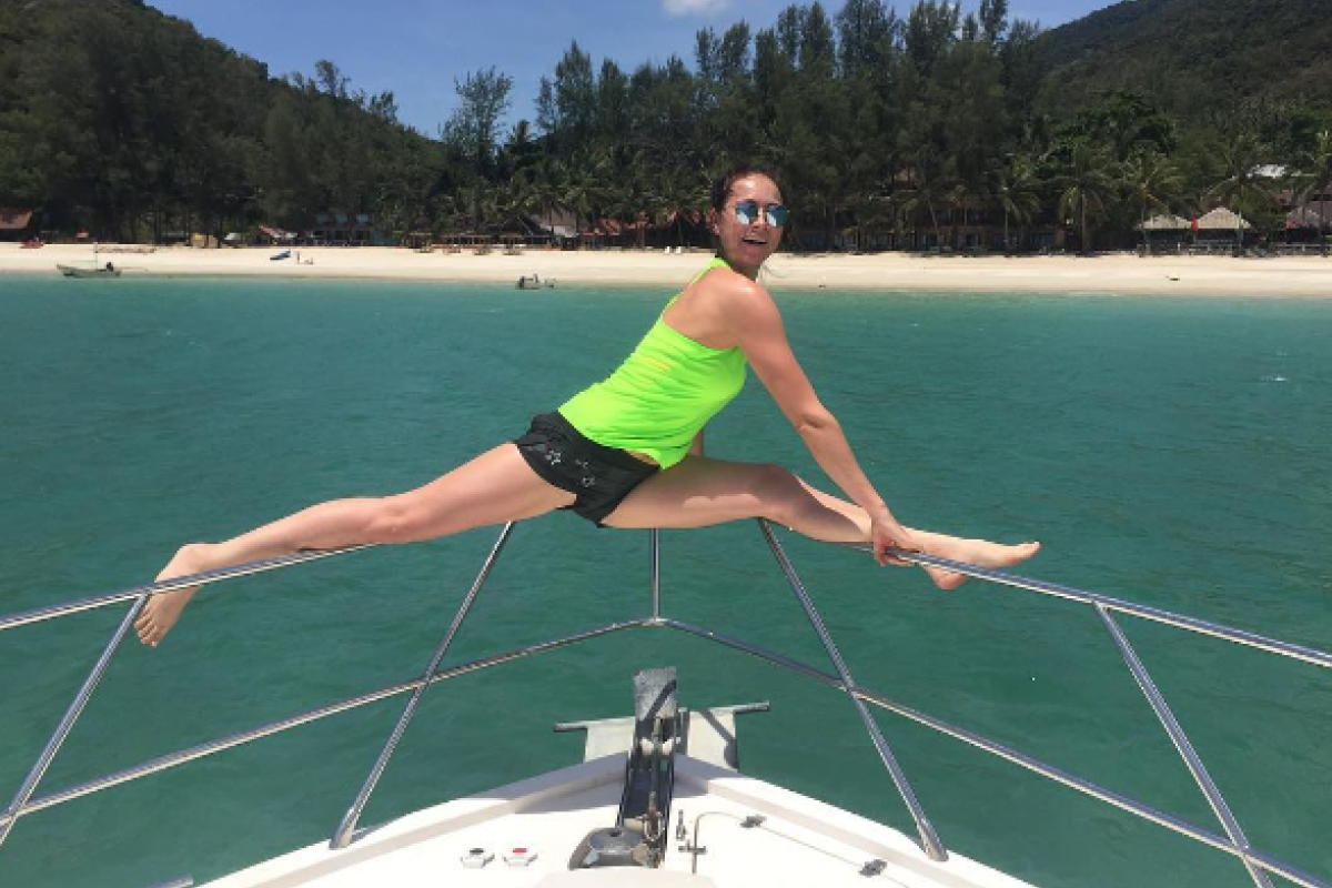 Самбурская повеселила подписчиков пародией на Волочкову