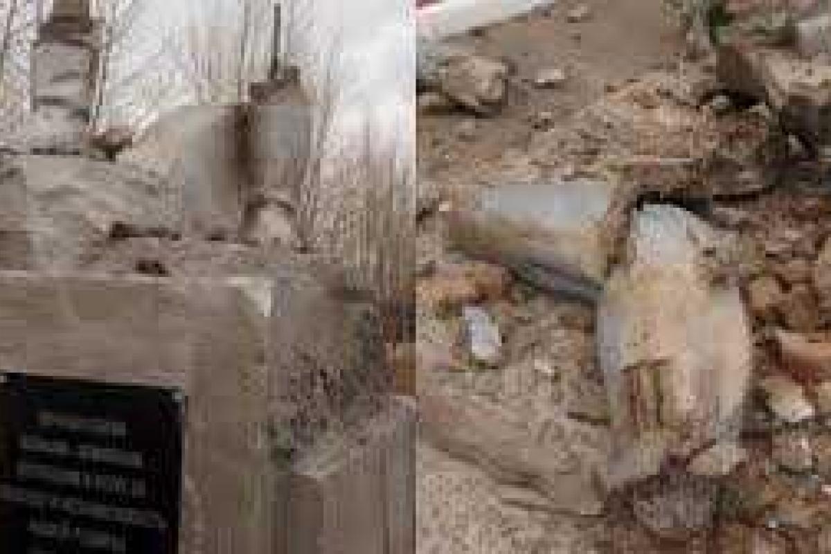 Накануне Дня Победы в России рухнул памятник советским воинам