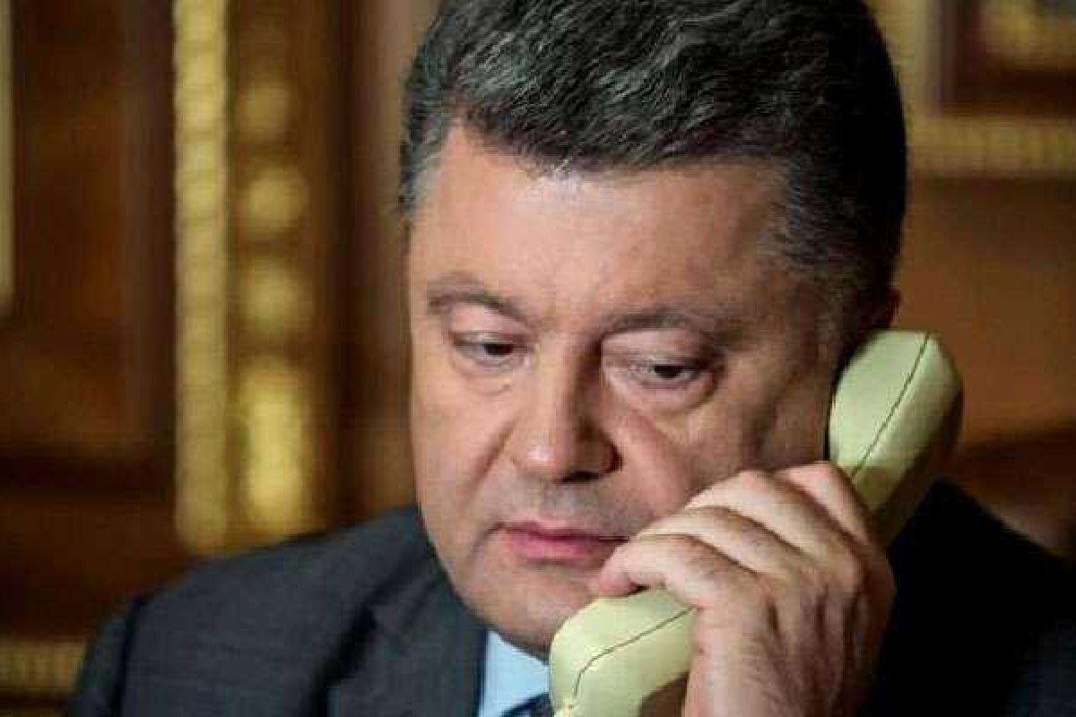 О чем ночью говорил Порошенко с Путиным, Олландом и Меркель О чем ночью говорил Порошенко с Путиным, Олландом и Меркель