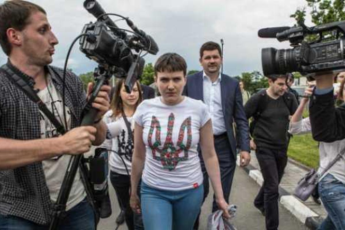 Вернем и Крым, и Донбасс, как вернули Савченко, — Порошенко Вернем и Крым, и Донбасс, как вернули Савченко, — Порошенко