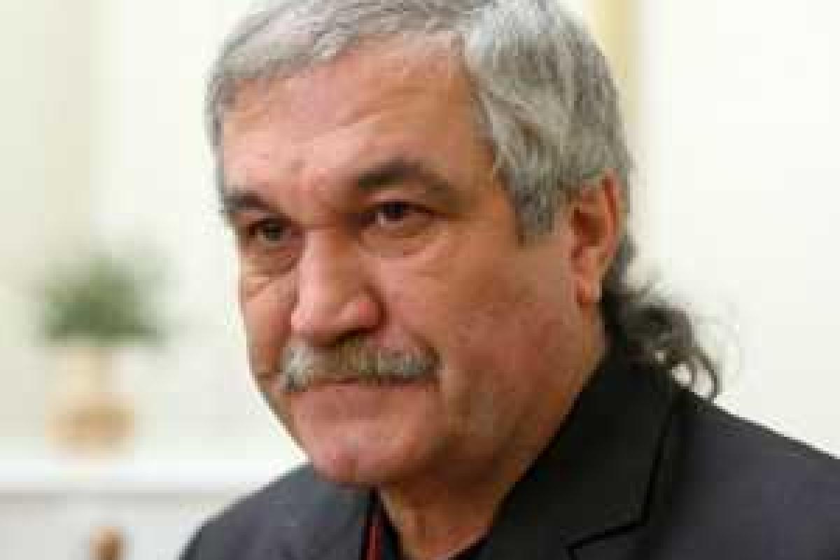 Украинцы должны показать власти, что готовы на третий Майдан, - Шкляр