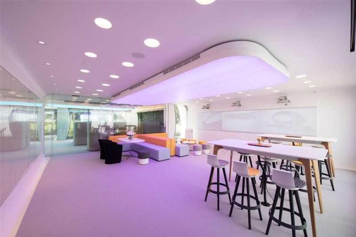 В Дубае появилось первое здание, напечатанное на 3D-принтере В Дубае появилось первое здание, напечатанное на 3D-принтере