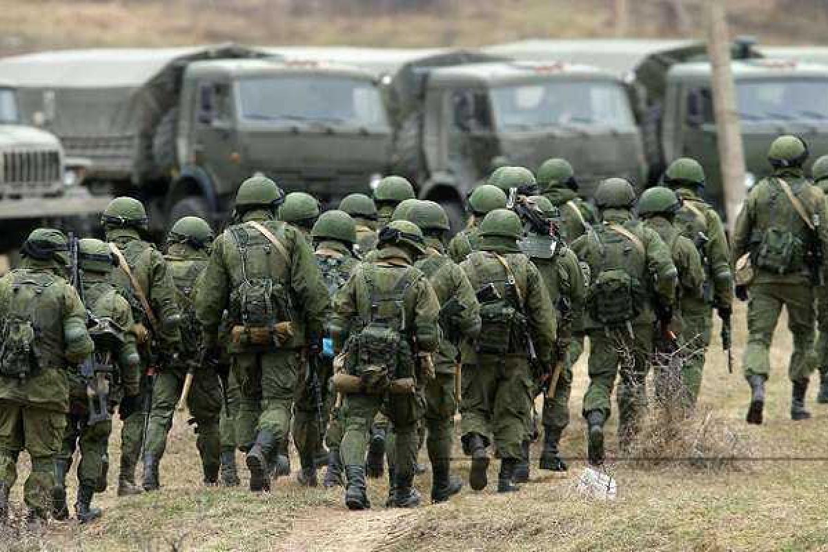 В штабе АТО сообщили шокирующее количество российских военных на оккупированном Донбассе В штабе АТО сообщили шокирующее количество российских военных на оккупированном Донбассе
