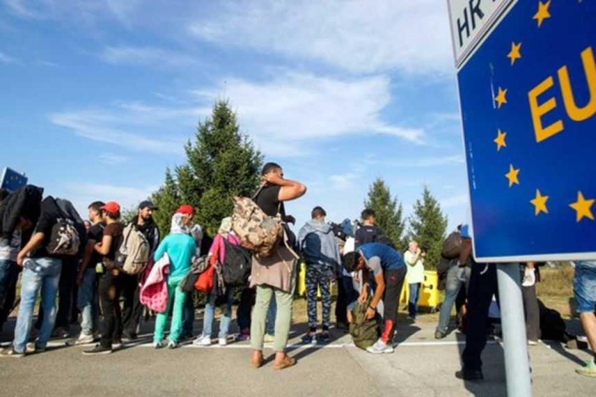 Страны ЕС смогут откупиться от беженцев