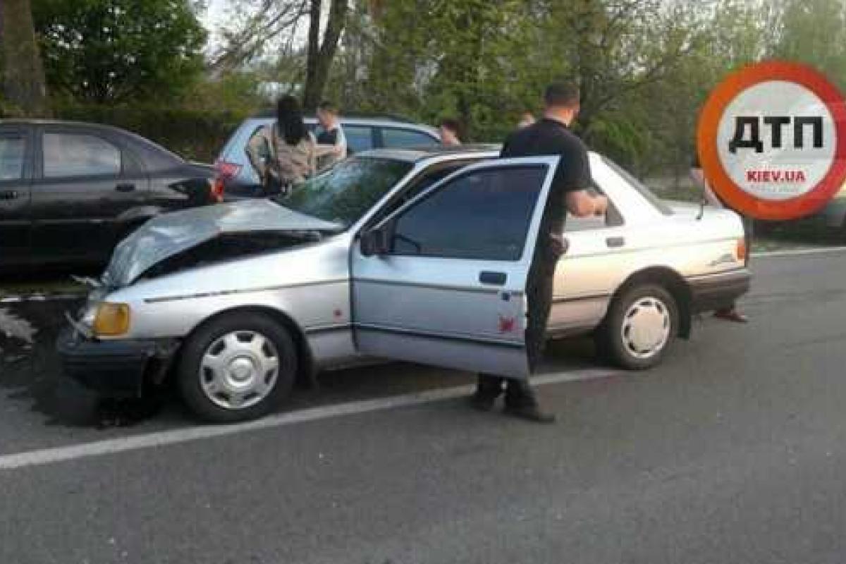 Пьяное ДТП под Киевом: Форд на скорости протаранил другое авто