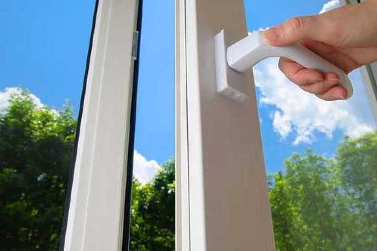 В Лисичанске 3-летний мальчик разбился насмерть, выпав из окна 9 этажа 