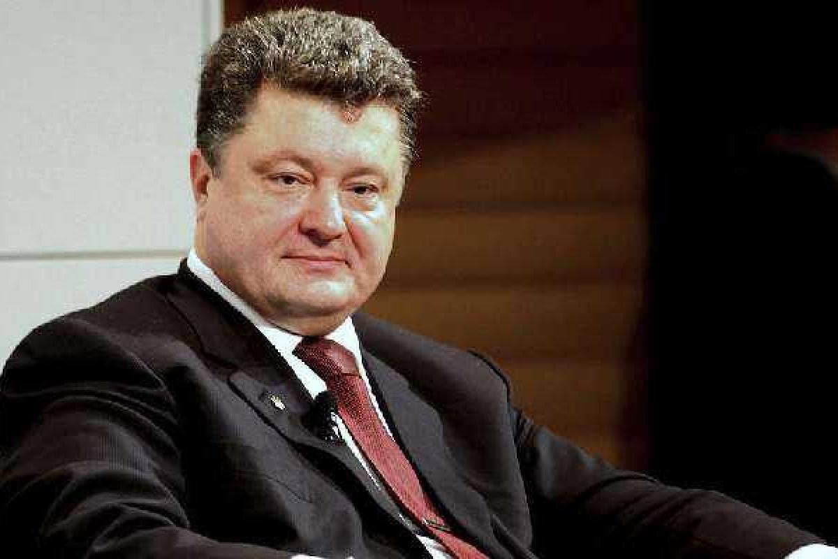 Порошенко, Тимошенко и Ющенко попали в Архив клептократии Порошенко, Тимошенко и Ющенко попали в Архив клептократии