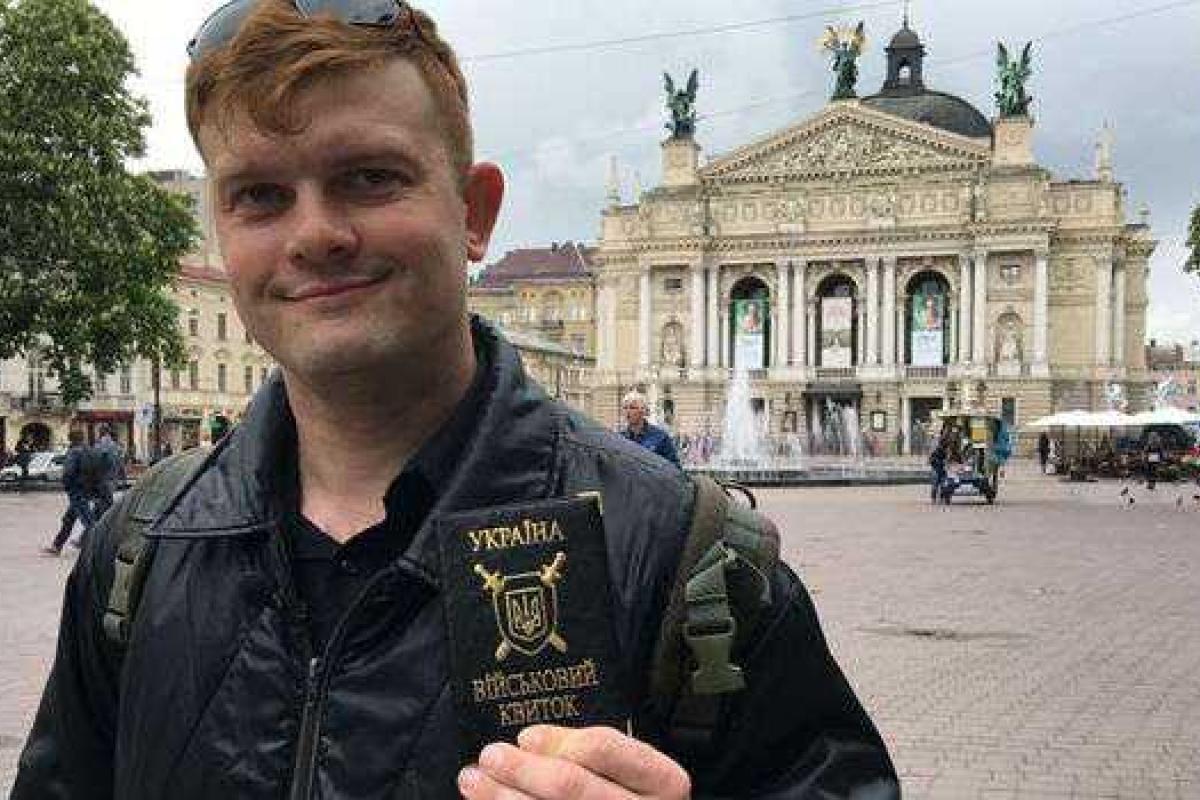 Американец, прошедший войну в Ираке, пошел служить в АТО Американец, прошедший войну в Ираке, пошел служить в АТО