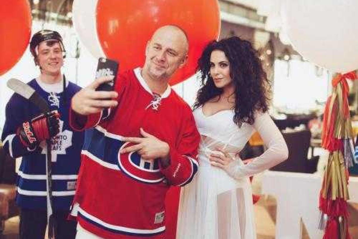 Настя Каменских показала фото со дня рождения