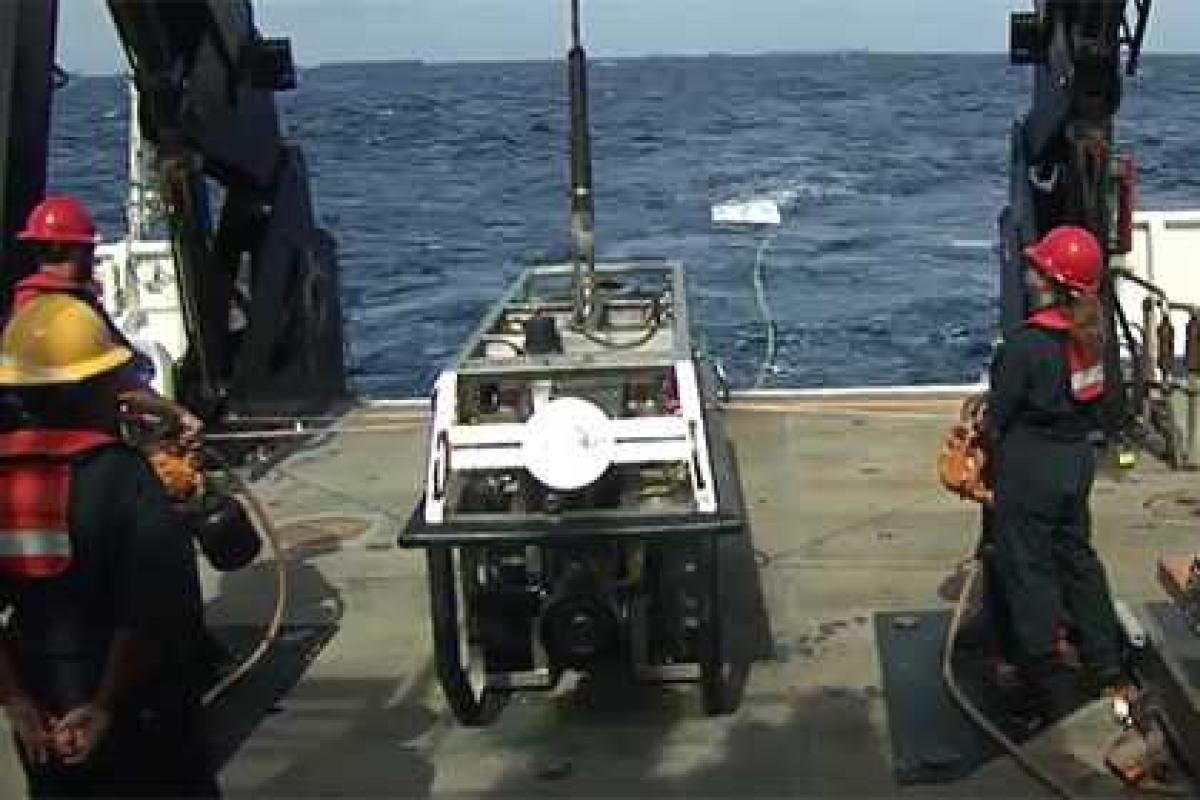 Началась онлайн-трансляция происходящего в Марианской впадине