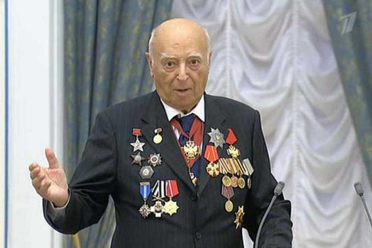 Российского актера Владимира Этуша отказались приглашать на прием в Кремле 9 мая