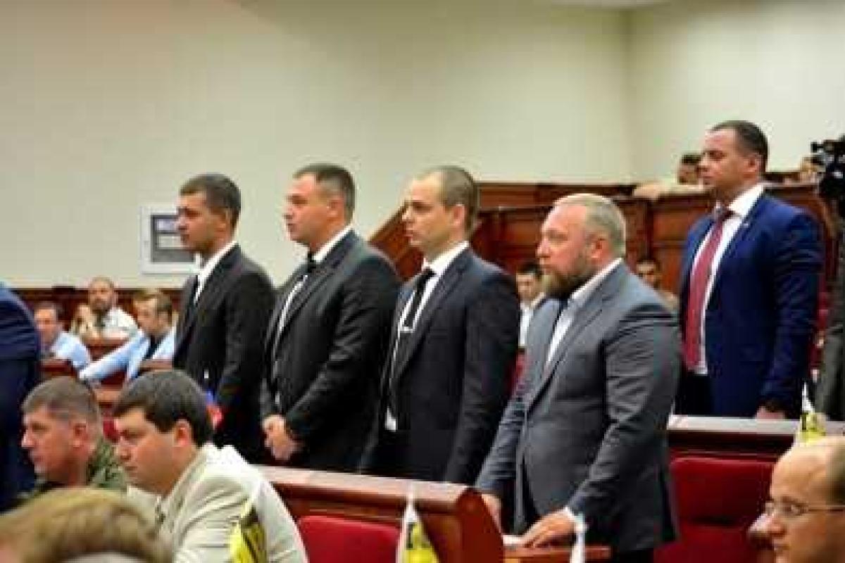 "Парламентариями ДНР" назначены охранники Захарченко "Парламентариями ДНР" назначены охранники Захарченко