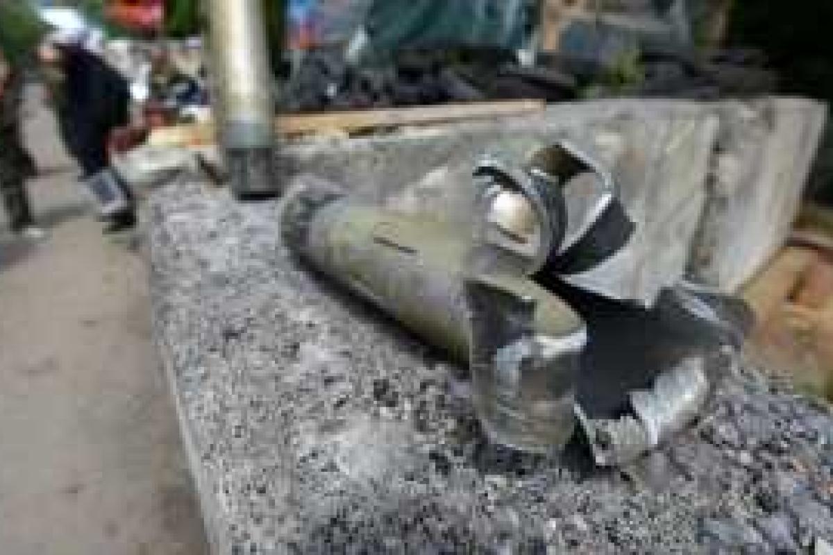 Один мирный житель погиб, еще один ранен при вечернем обстреле Донецка Один мирный житель погиб, еще один ранен при вечернем обстреле Донецка