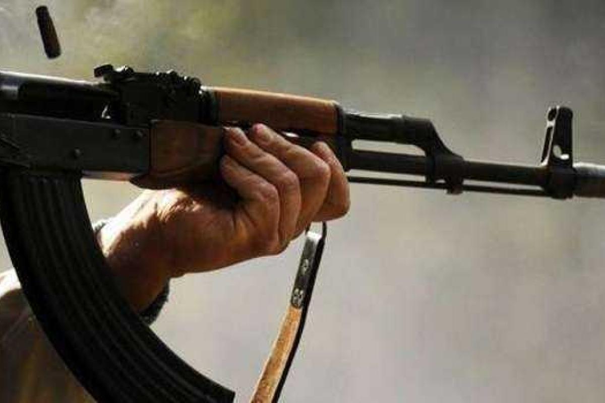 В России на перекрестке жестоко расстреляли семью из трех человек В России на перекрестке жестоко расстреляли семью из трех человек