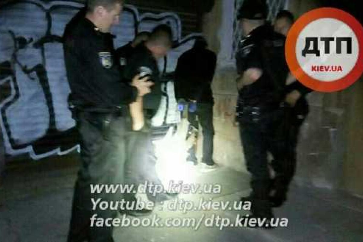 В Киеве полиция задержала домушника на горячем