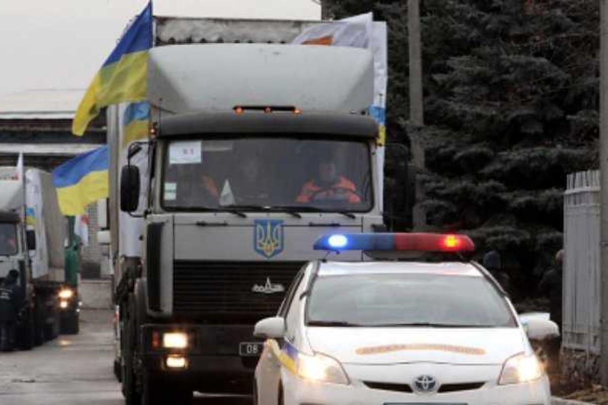 Через КПВВ «Новотроицкое» на Донбасс проехали 12 фур с гуманитарной помощью Через КПВВ «Новотроицкое» на Донбасс проехали 12 фур с гуманитарной помощью