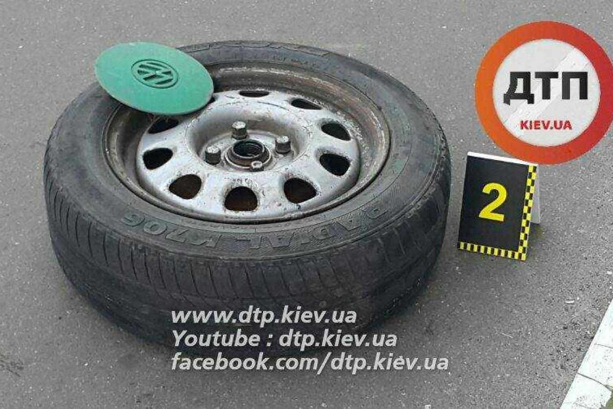 Страшная смерть: в Киеве колесо от Фольксвагена убило мужчину Страшная смерть: в Киеве колесо от Фольксвагена убило мужчину
