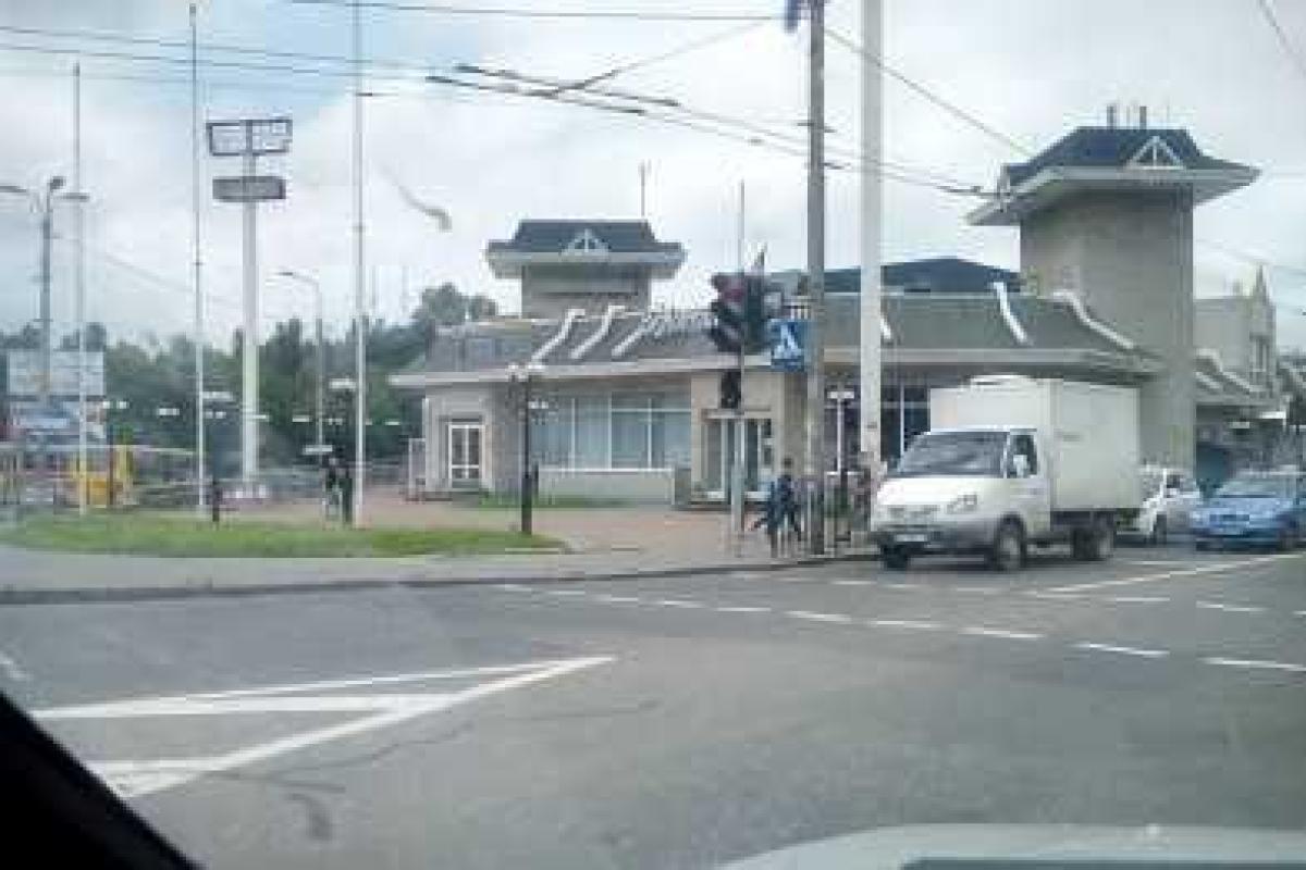 "Республиканский Макдональдс" в Донецке: боевики собираются продавать "картофель по деревенски" "Республиканский Макдональдс" в Донецке: боевики собираются продавать "картофель по деревенски"