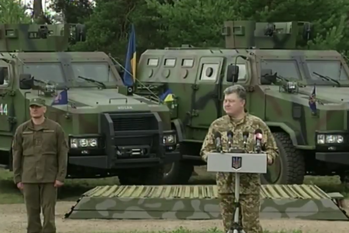 Президент Порошенко встретился с бойцами Нацгвардии Президент Порошенко встретился с бойцами Нацгвардии