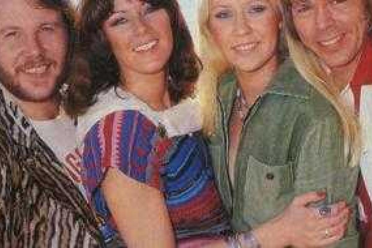 ABBA воссоединилась ради концерта в Стокгольме ABBA воссоединилась ради концерта в Стокгольме