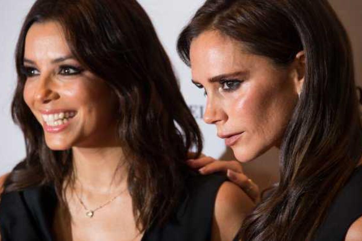 Виктория Бекхэм показала фото со свадьбы Евы Лонгории 