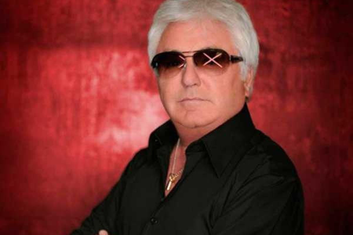 В Марселе из-за футболистов сборной России отменили концерт Марка Черроне В Марселе из-за футболистов сборной России отменили концерт Марка Черроне