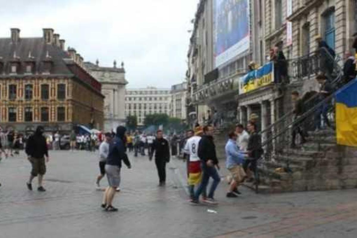 Немецкая полиция вычислила нападавших на украинских болельщиков Немецкая полиция вычислила нападавших на украинских болельщиков