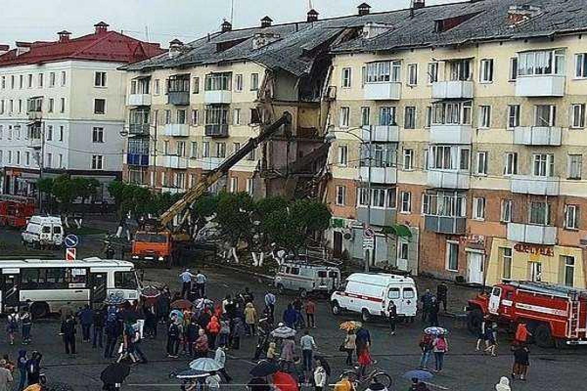 Момент обвала дома в российском Междуреченске заснял видеорегистратор Момент обвала дома в российском Междуреченске заснял видеорегистратор