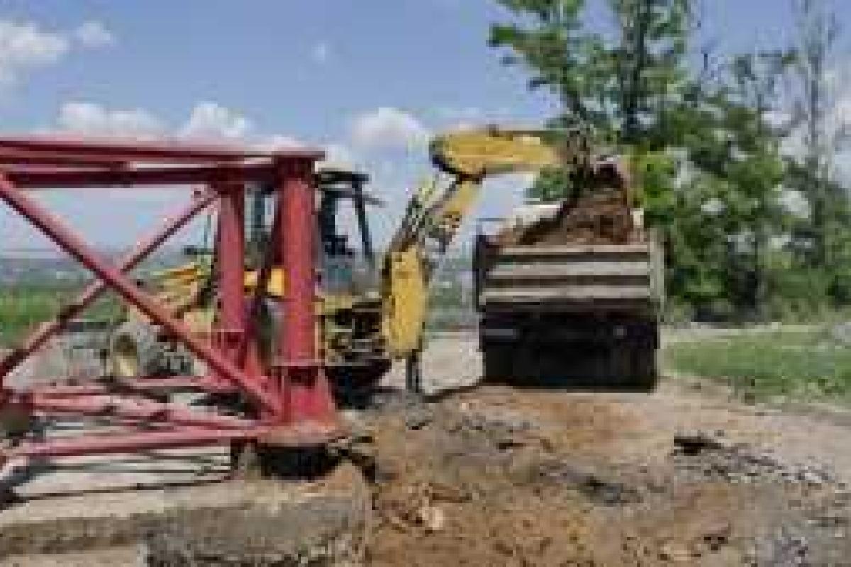 На горе Карачун наконец-то начали восстанавливать телевышку На горе Карачун наконец-то начали восстанавливать телевышку