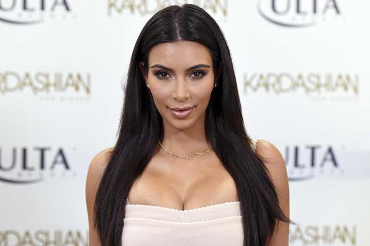 Ким Кардашьян порадовала поклонников снимком маленького сына