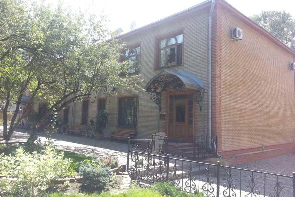 Здание Горловского епархиального управления повреждено в результате обстрела