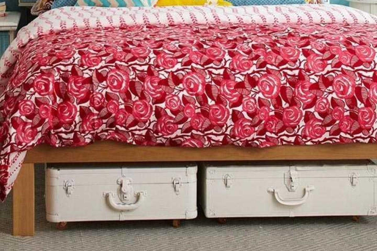 Чем заменить скучный шкаф: 8 креативных идей Чем заменить скучный шкаф: 8 креативных идей