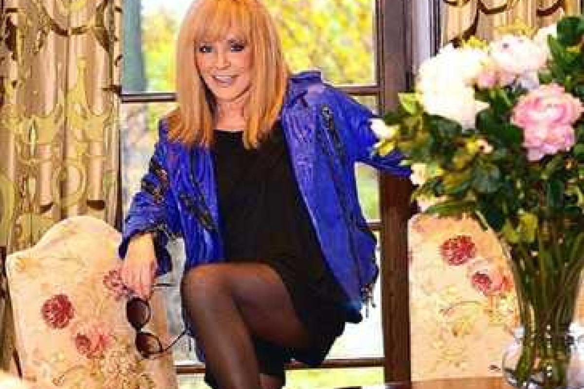 Стали известны подробности съемок абсолютно обнаженной Пугачевой