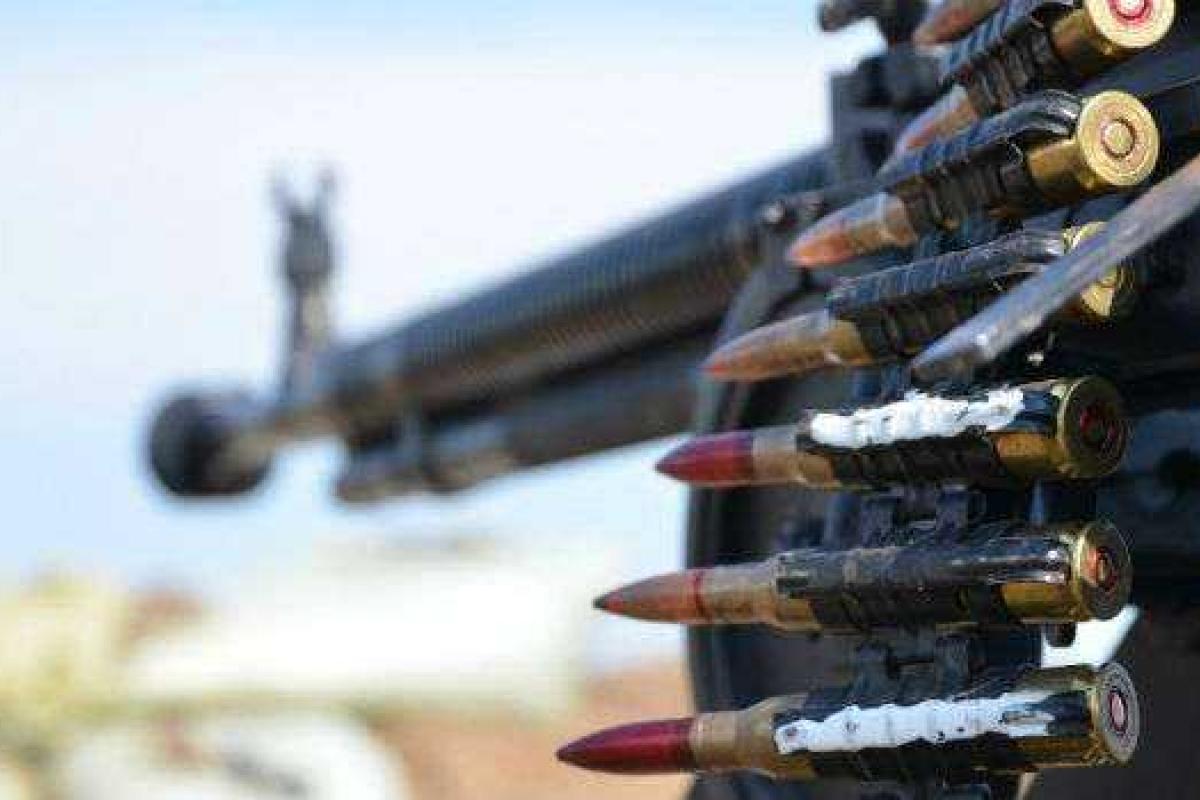 В Сети появилось видео обстрела боевиками блокпоста ВСУ под Ясиноватой