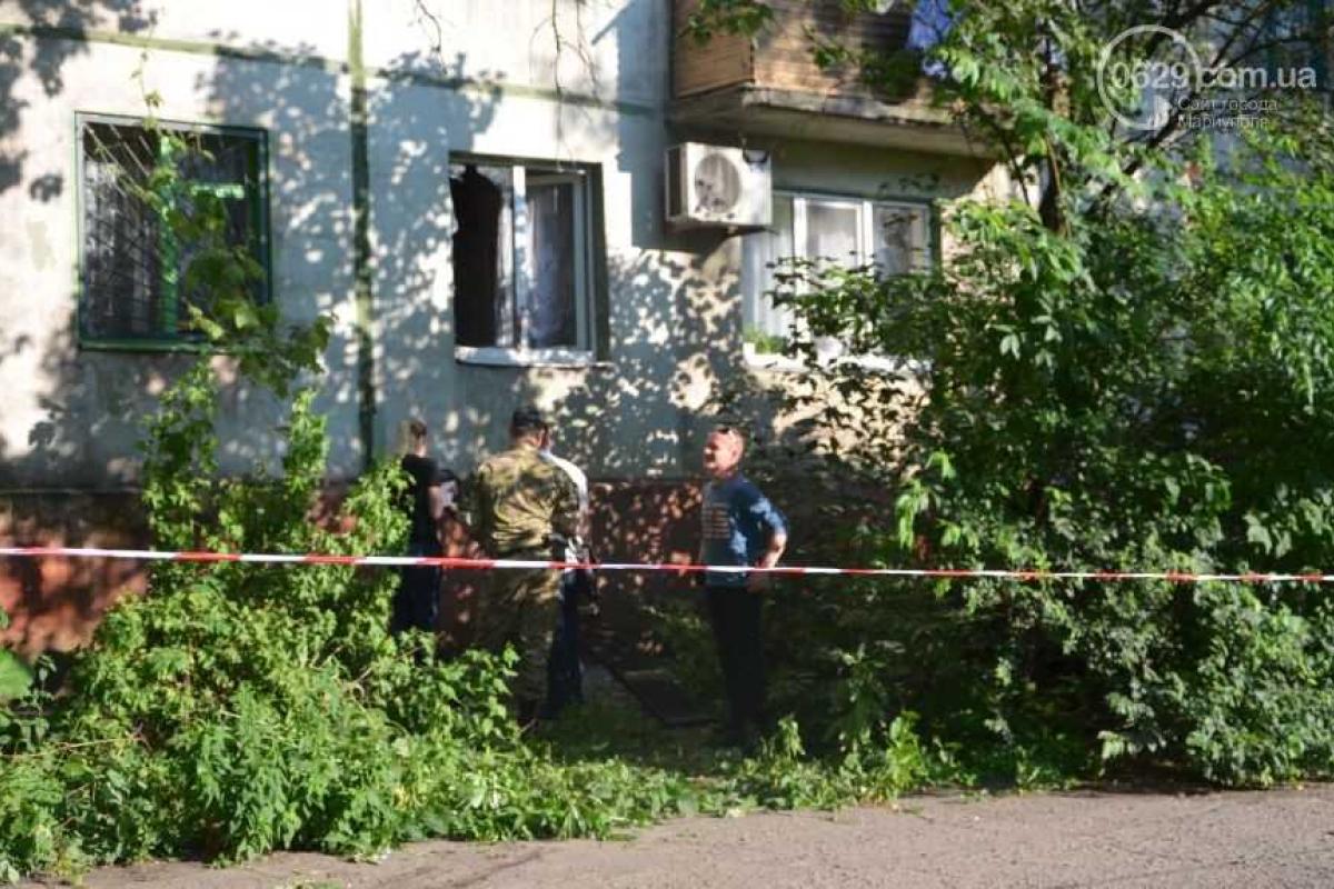 Мать мариупольца, напугавшего полгорода, не верит, что он мог стрелять Мать мариупольца, напугавшего полгорода, не верит, что он мог стрелять