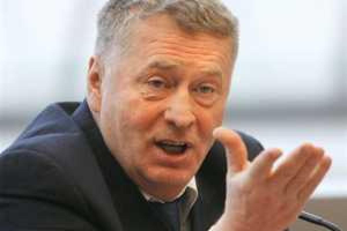 Жириновский предлагает более жестко наказывать "мажоров", которые устраивают гонки на дорогах Жириновский предлагает более жестко наказывать "мажоров", которые устраивают гонки на дорогах