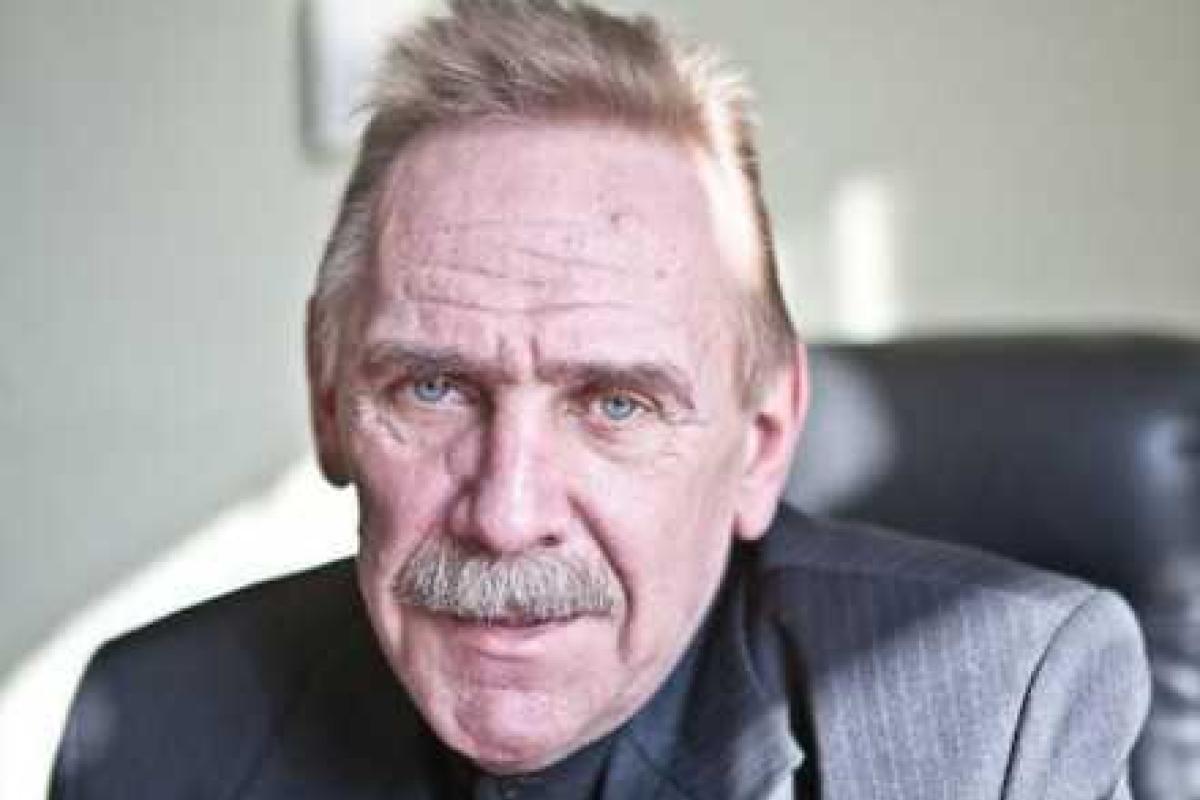 В Киеве простятся с "голосом" столичного метро Петренко В Киеве простятся с "голосом" столичного метро Петренко