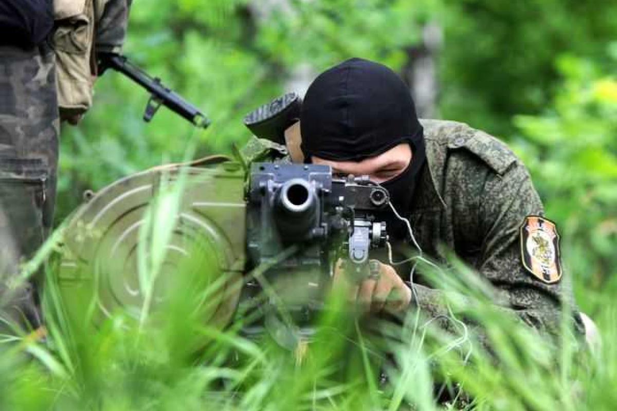 «Денег нет, но вы держитесь»: Донецкие боевики вынуждены откладывать деньги на минометы «Денег нет, но вы держитесь»: Донецкие боевики вынуждены откладывать деньги на минометы