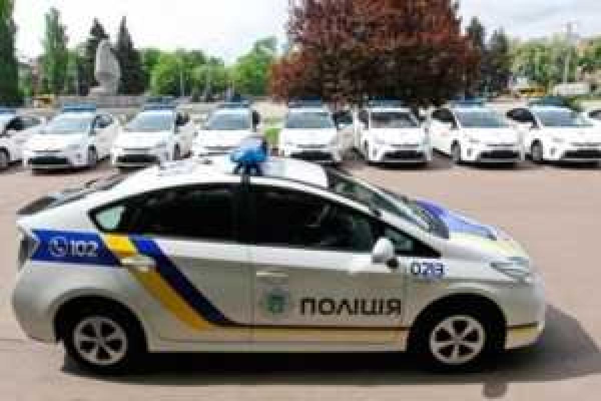 В Ивано-Франковске пьяный мужчина разбил женщине голову булыжником В Ивано-Франковске пьяный мужчина разбил женщине голову булыжником