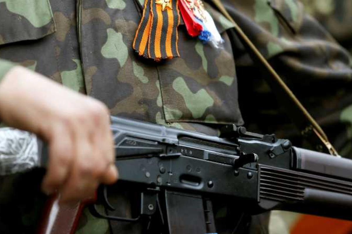 Орки обнаглели, не дают покоя ни днем, ни ночью, - боец