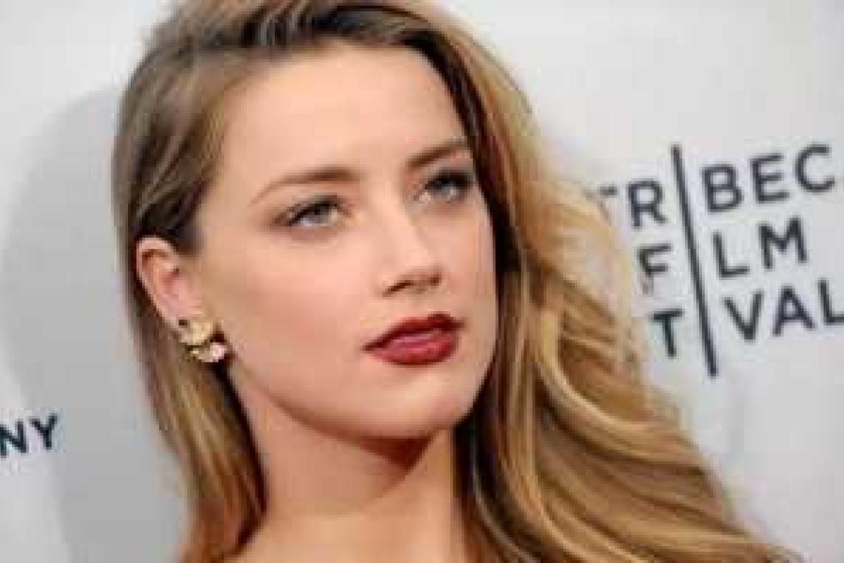 В сеть попали новые фото избитой Эмбер Херд