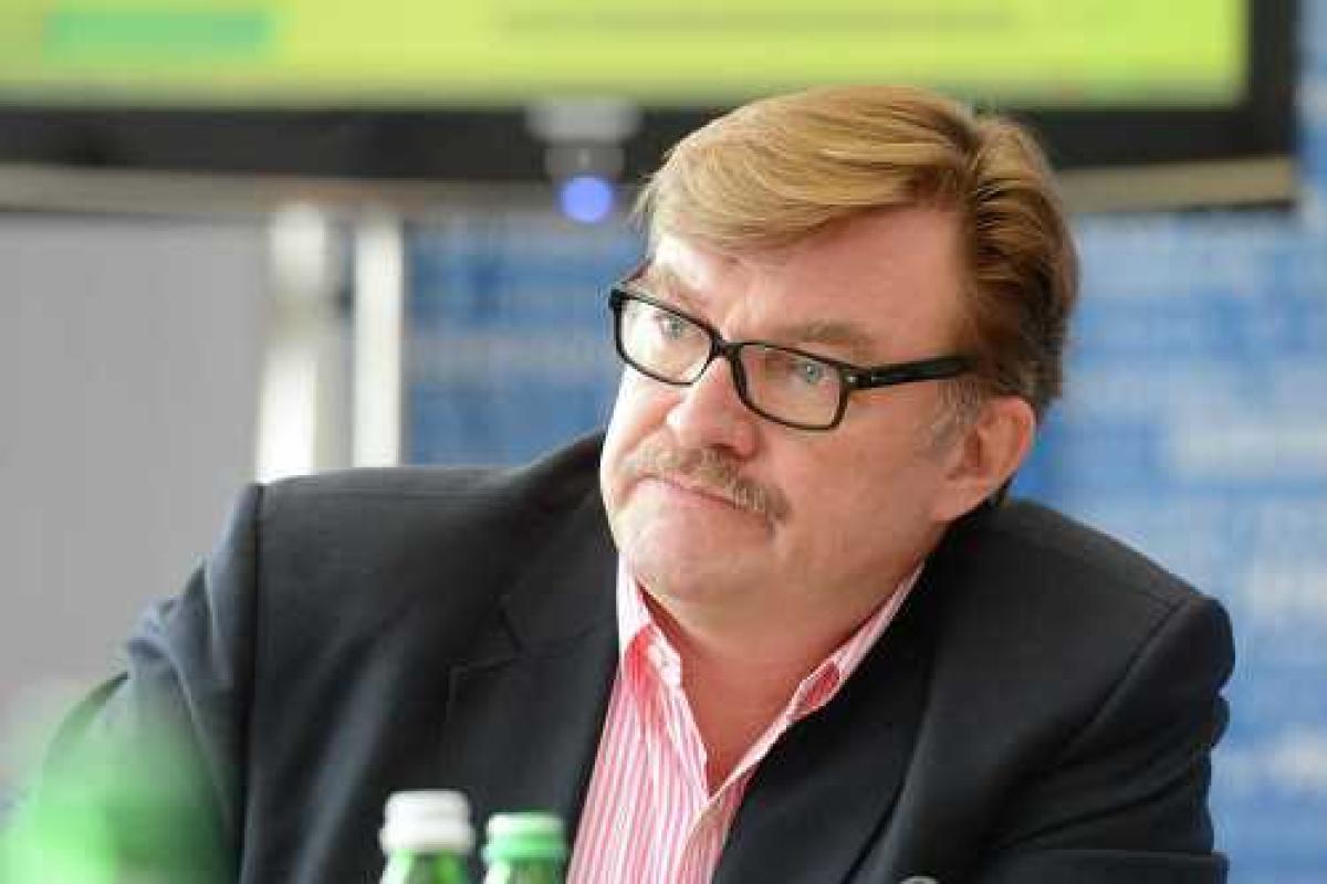 Поезд ушел. Люстрацию провалили горячие головы, — журналист Поезд ушел. Люстрацию провалили горячие головы, — журналист