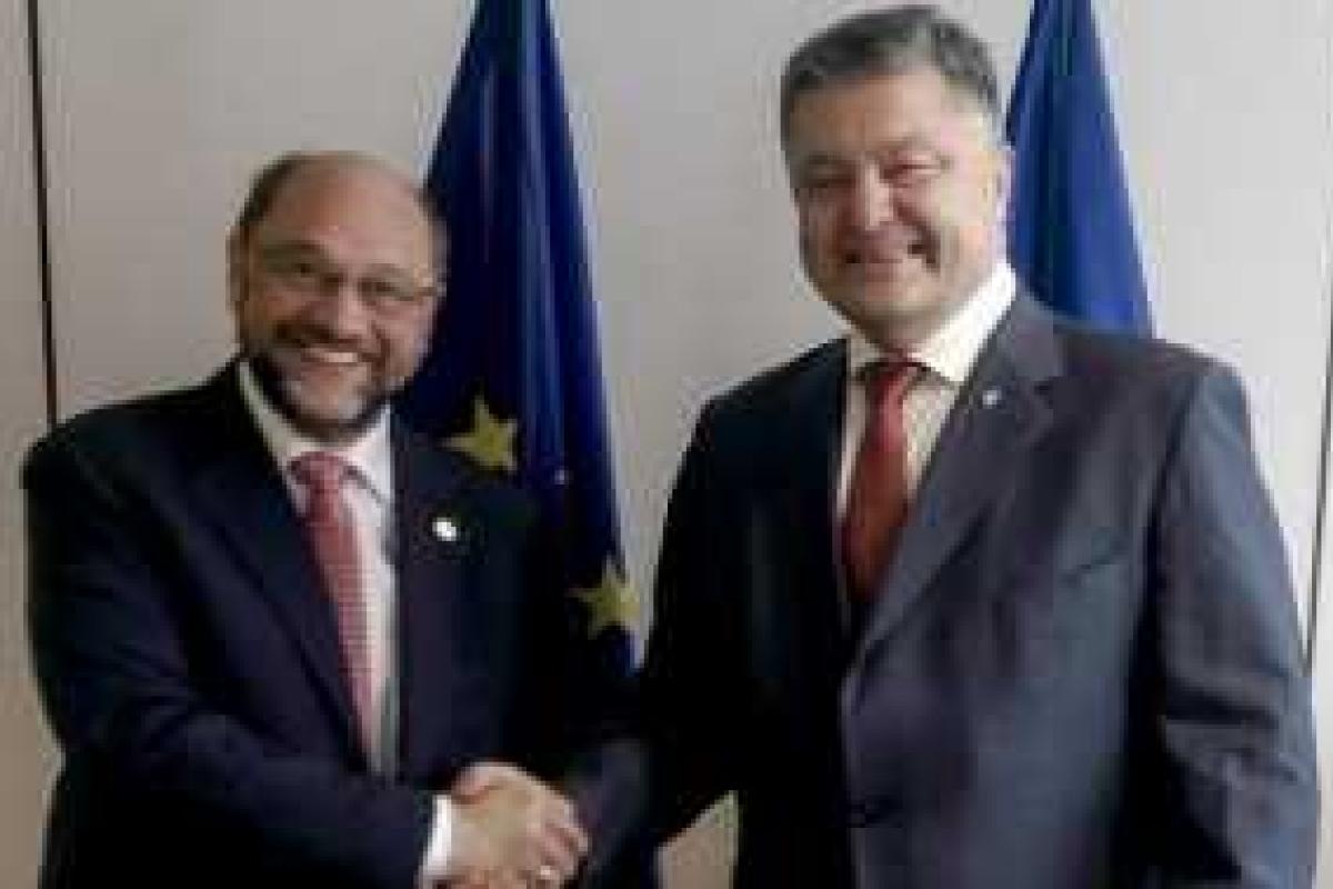 Шульц заверил, что ЕС не будет обращать внимание на внутренние проблемы при решении вопроса безвизового режима с Украиной