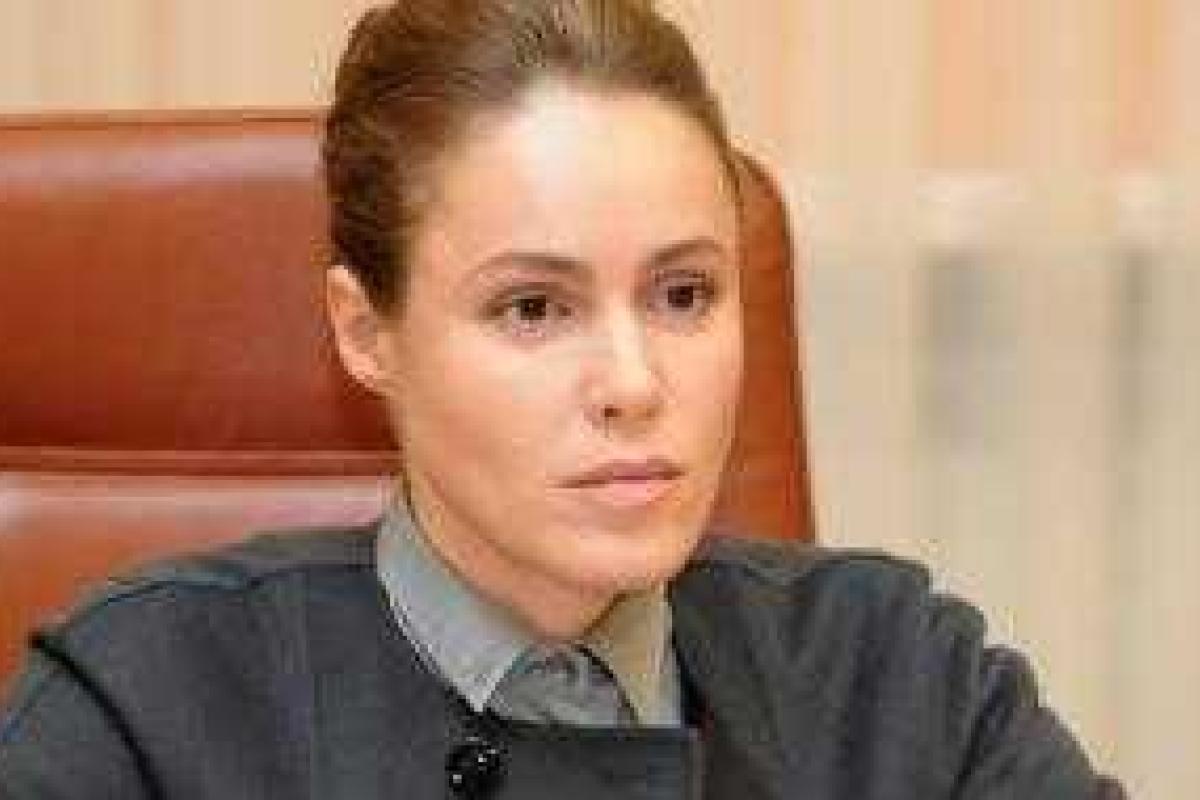 Жители Мариуполя преподнесли венок «политическому трупу Королевской»